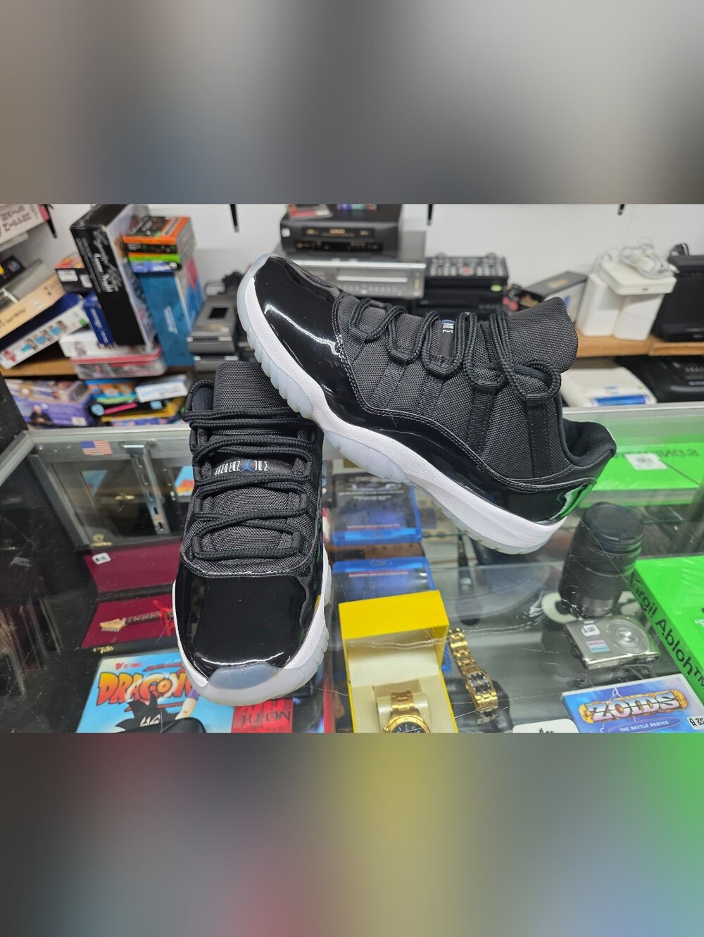 Nike Air Jordan 11 Retro Low Space Jam FV5104-004 Size 11